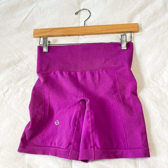 Lululemon Sculpt Shorts Pink Seamless Compression Size 4 - Picture 3 of 3
